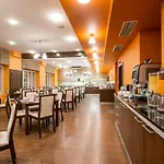 מלון Clarion Old Town 4*