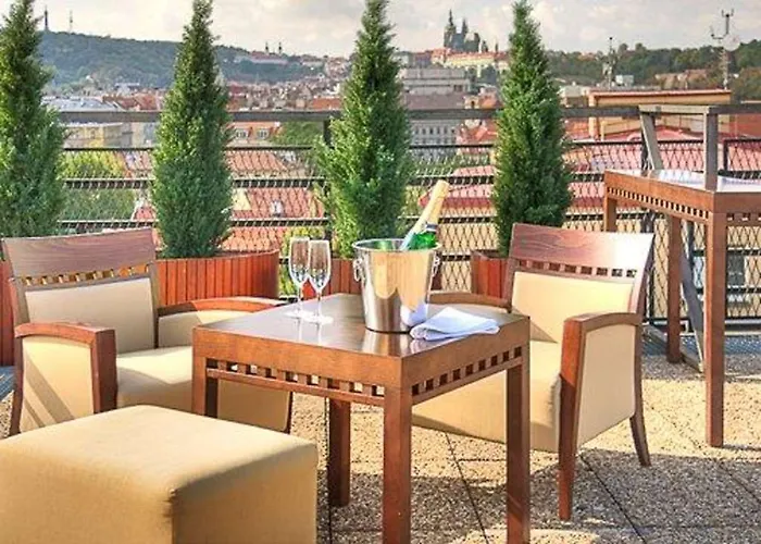 クラリオン オールド タウン ホテル 4*